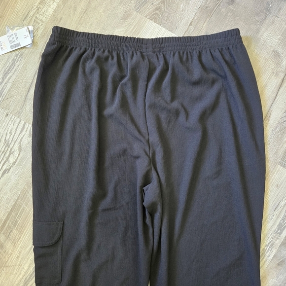 Maggie Barnes Convertible Pants Capris Women's Size 1X Dark Black Lightweight - Picture 5 of 12